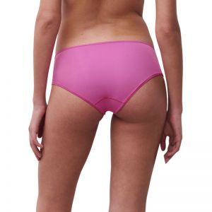 norah chic Rosebud